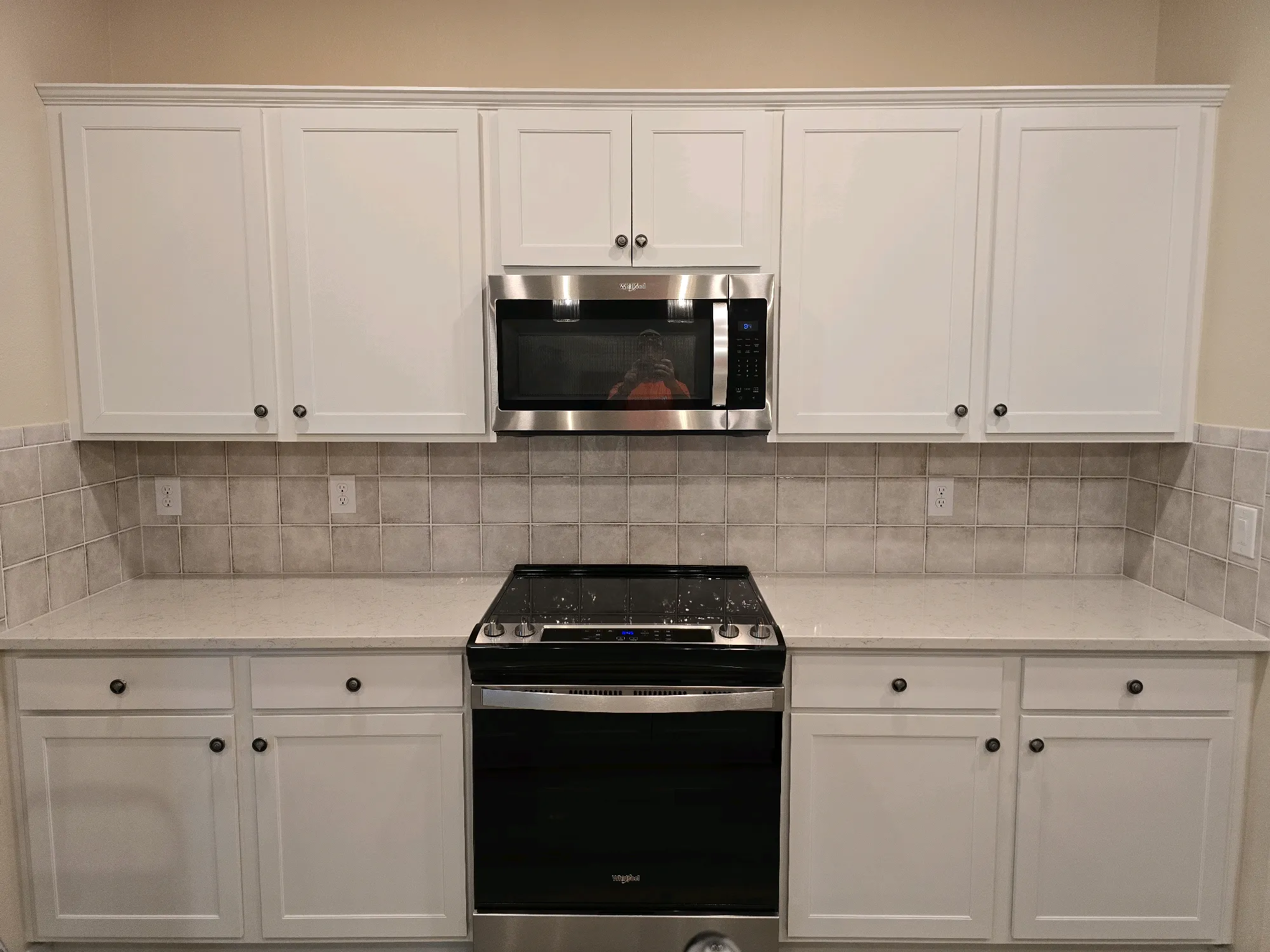 kitchen-cabinet-painting-service