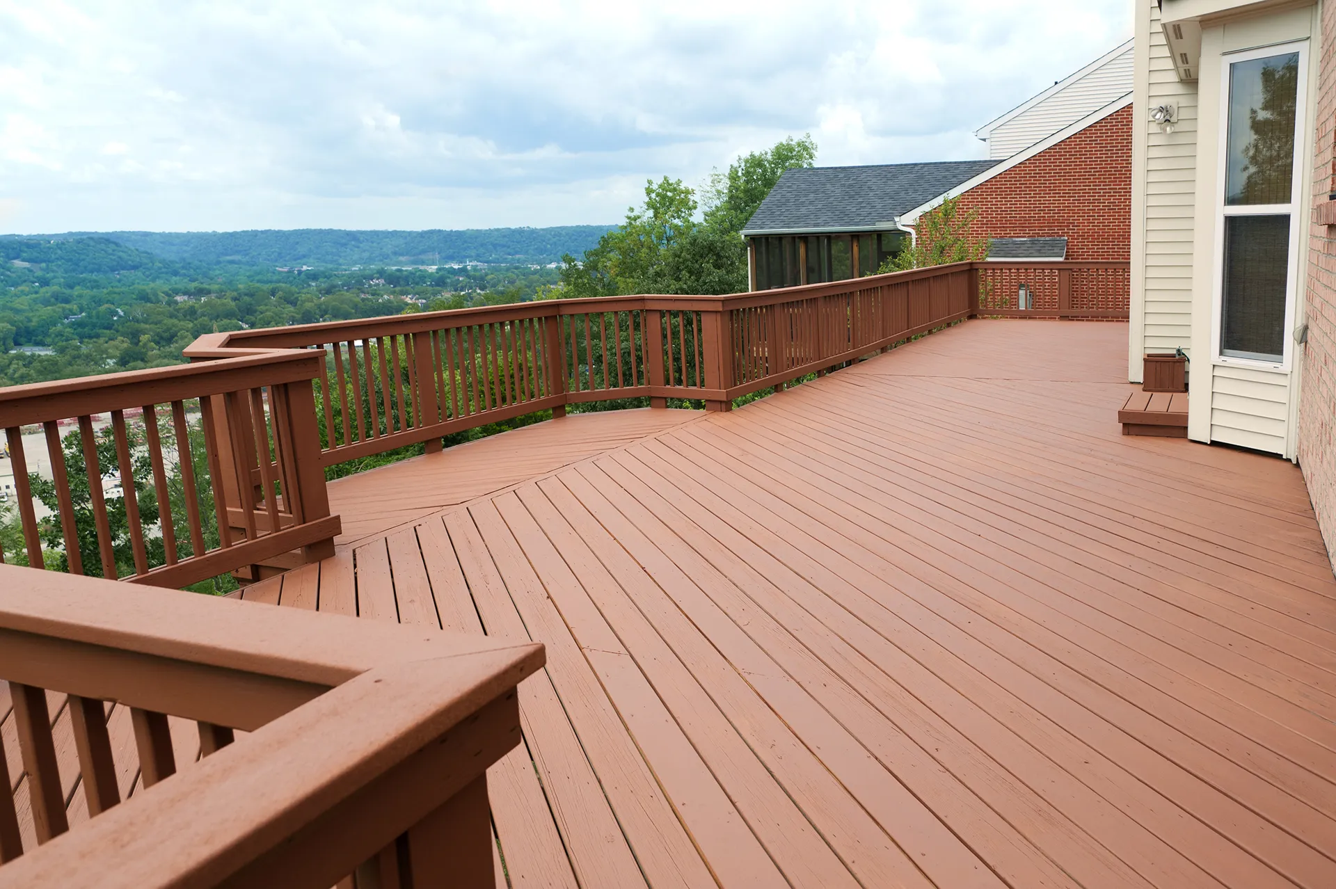 exterior deck-painting-service