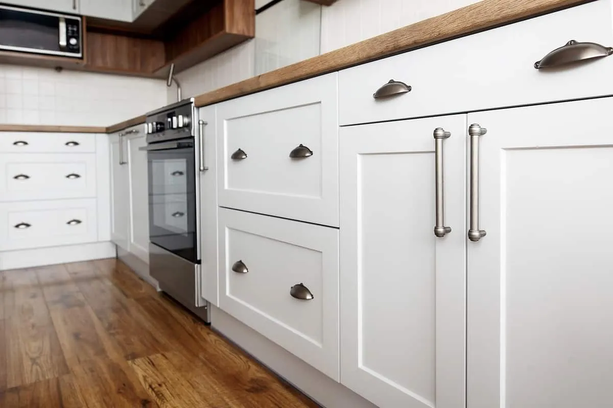 interior cabinet painting
